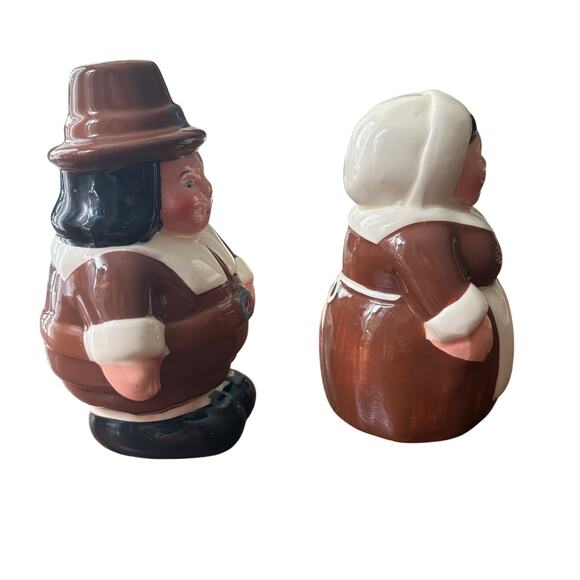 Publix Pilgrim Salt & Pepper Shakers 2002 Encore Edition Thanksgiving - Picture 4 of 9